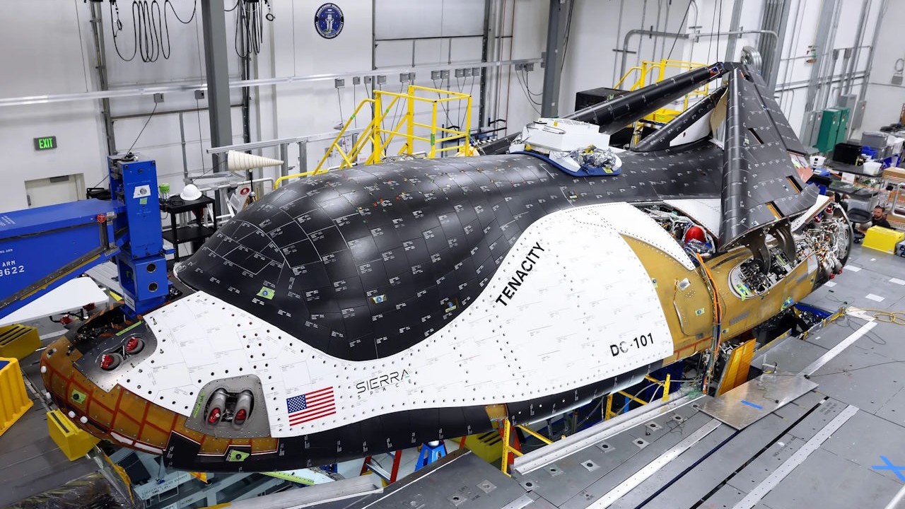 Дебют космического корабля Dream Chaser